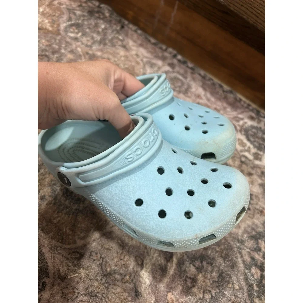 Crocs Kids Blue Classic Clogs Size 2